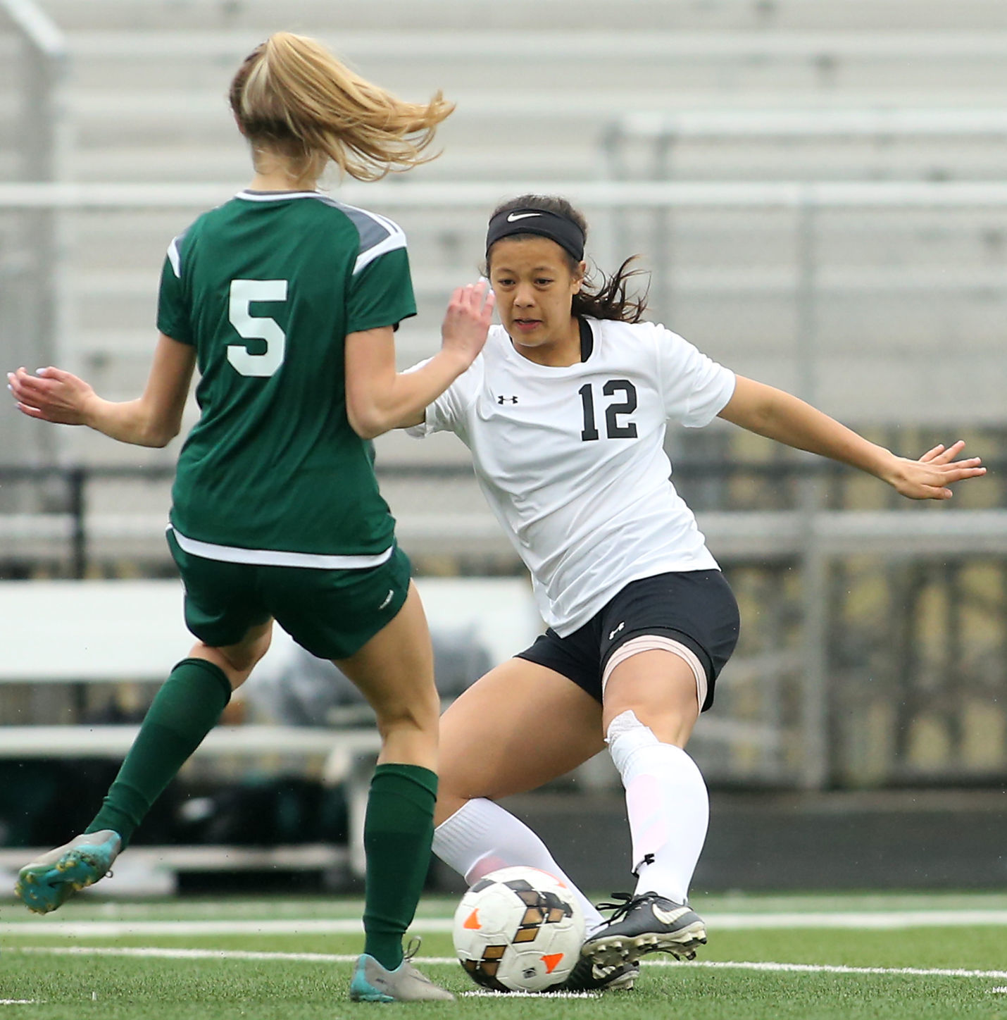 041318-girls-soccer-002